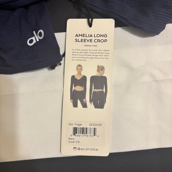 BNWT ALO Yoga Amelia Long Sleeve Crop Top XS - Picture 5 of 6